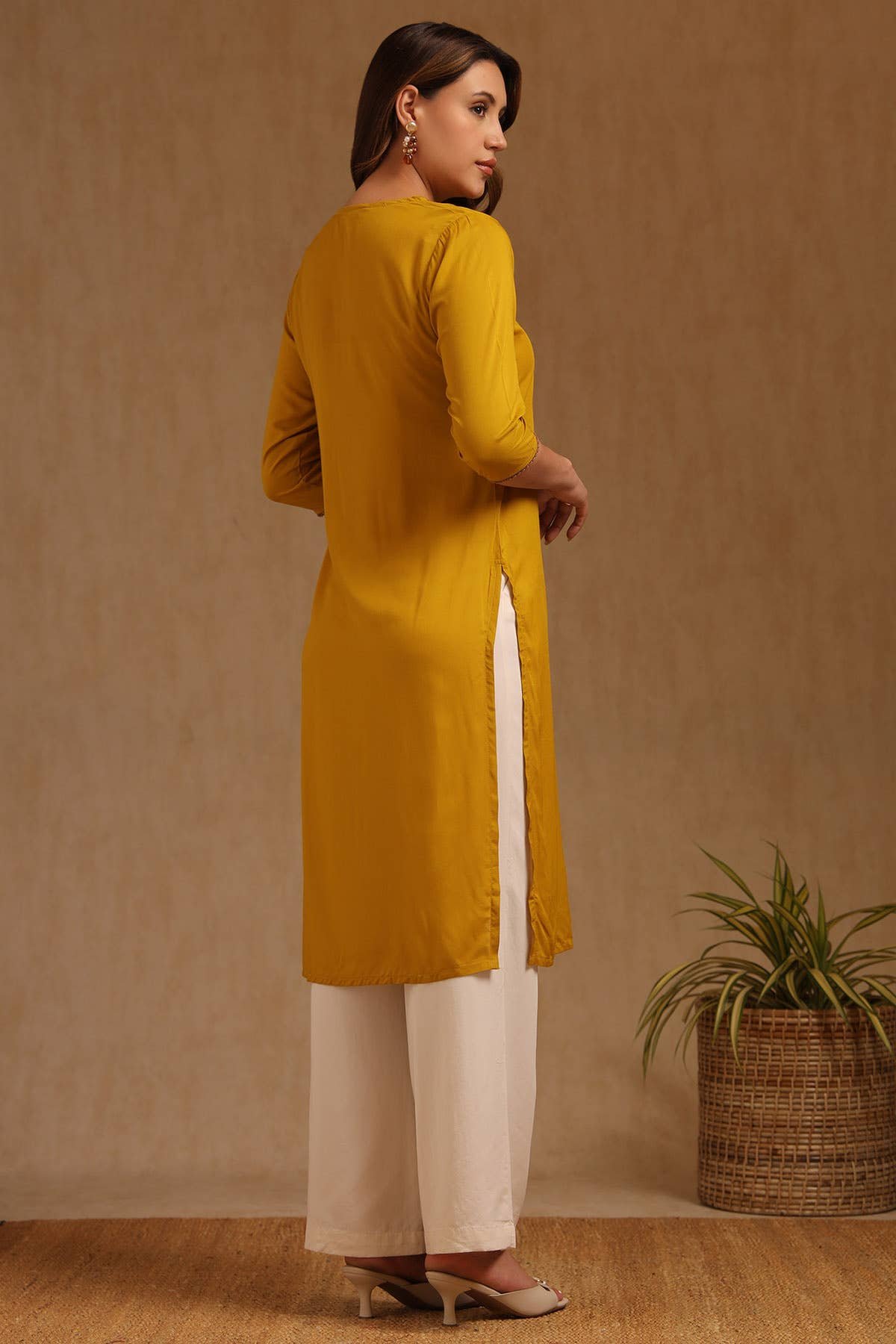 Mustard Rayon Embroidered Kurta With Thread Work - View 2