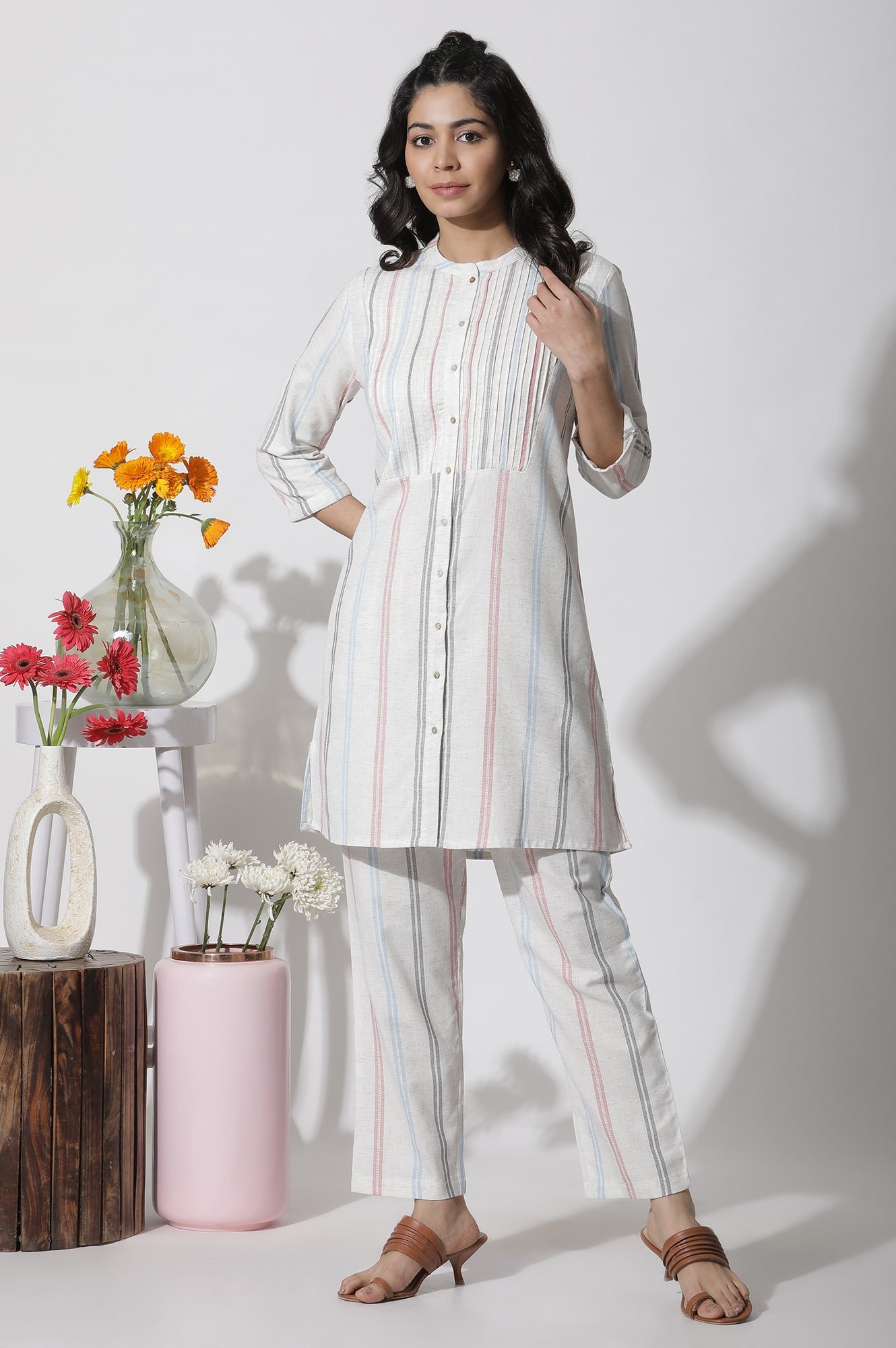 White Stripe Printed Pintuck Tunic And Pants Co-Ord Set - View 9